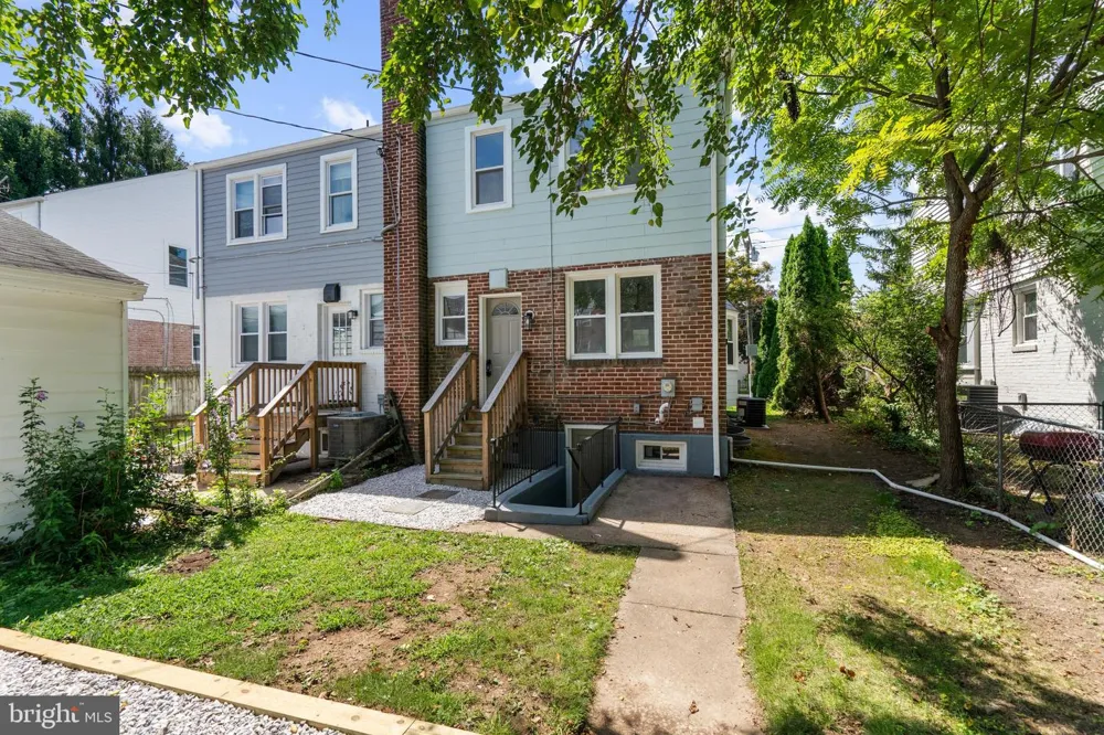 208 BURKE AVENUE Baltimore, MD 21286