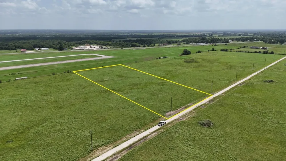 2 Limestone County Road 463 Mexia, TX 76667