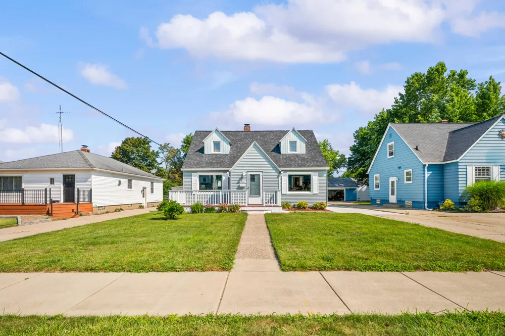 905 Napier Avenue St. Joseph, MI 49085