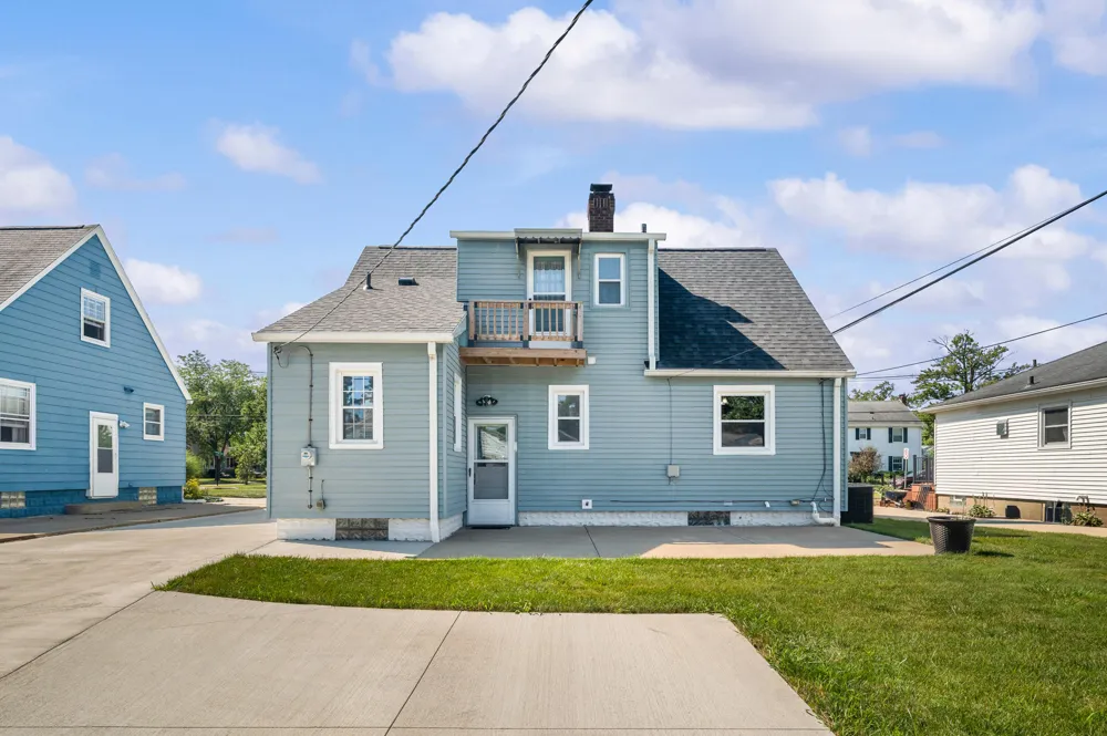 905 Napier Avenue St. Joseph, MI 49085