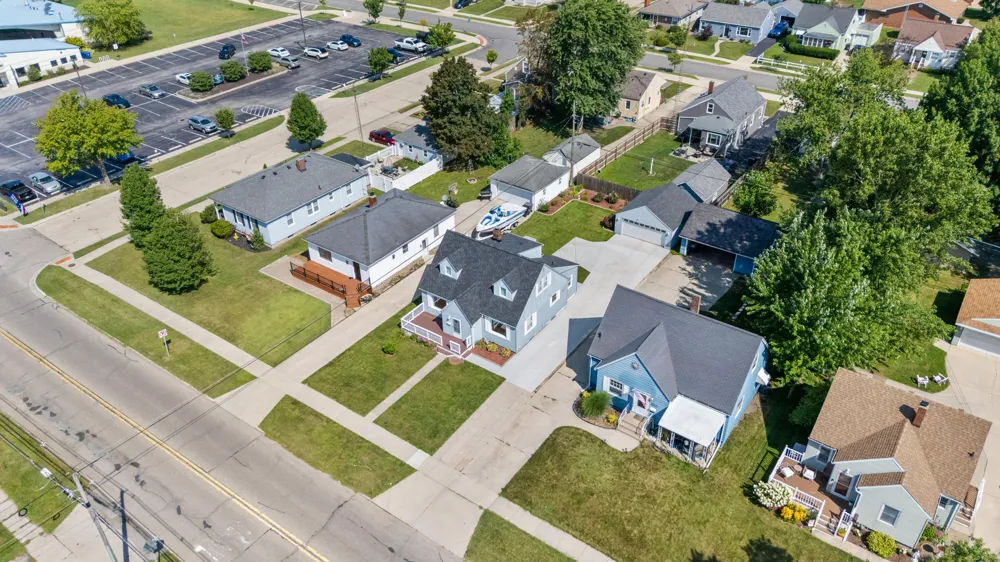 905 Napier Avenue St. Joseph, MI 49085