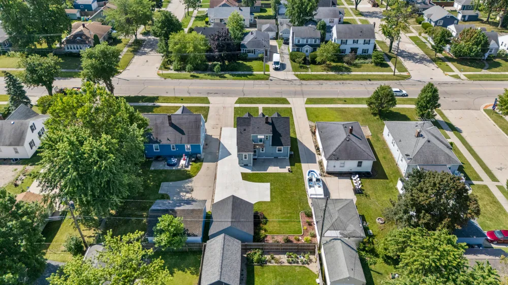 905 Napier Avenue St. Joseph, MI 49085