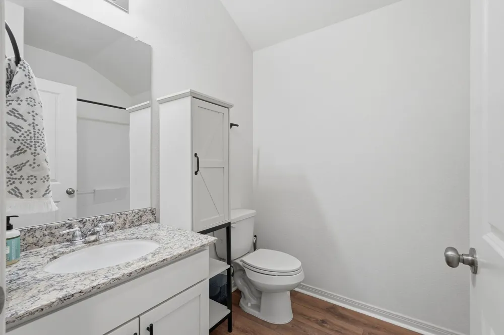 6001 Toby Bend Bryan, TX 77807