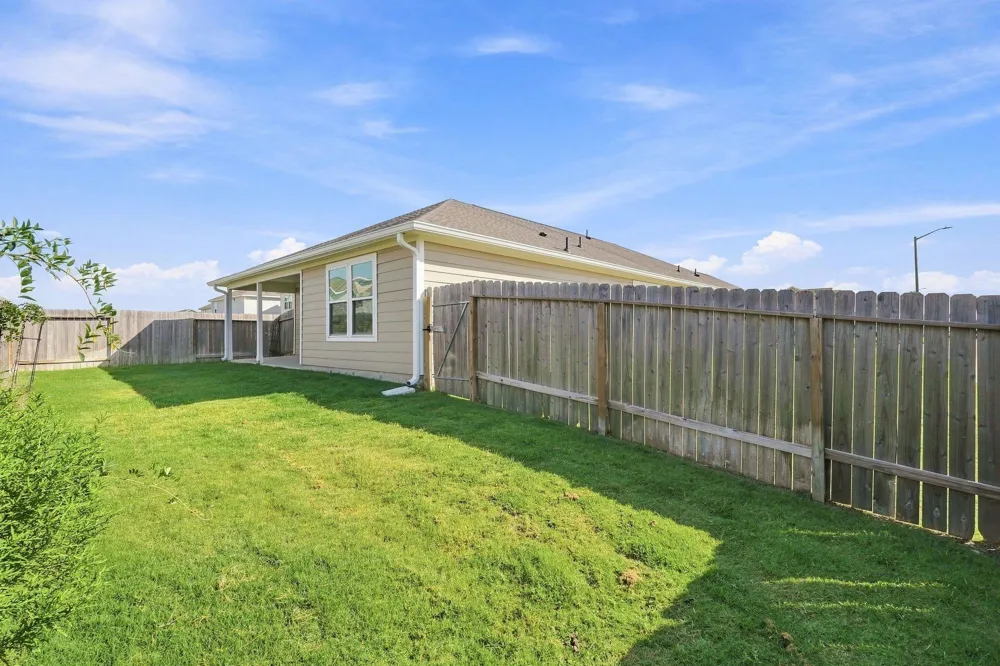 6001 Toby Bend Bryan, TX 77807