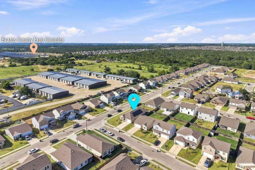 6001 Toby Bend Bryan, TX 77807