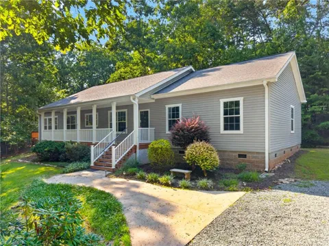 1507 Ridgewood Road