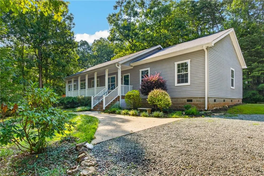 1507 Ridgewood Road Franklinville, NC 27248