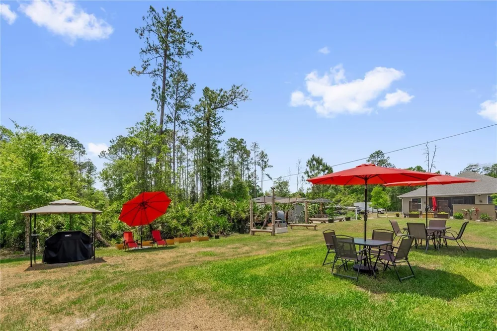 1898 9TH AVENUE Deland, FL 32724