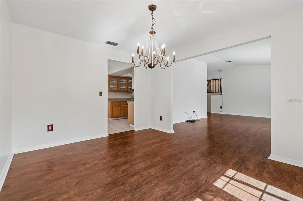 2620 GIANT PLACE Seffner, FL 33584