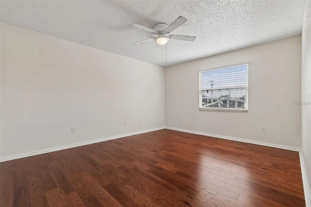 2620 GIANT PLACE Seffner, FL 33584