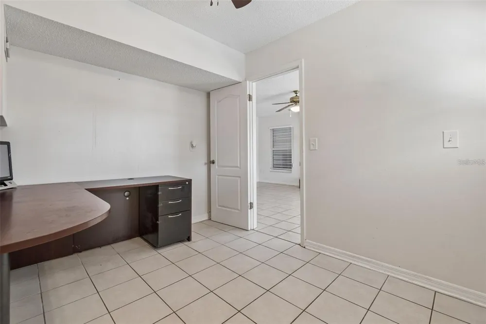 2620 GIANT PLACE Seffner, FL 33584