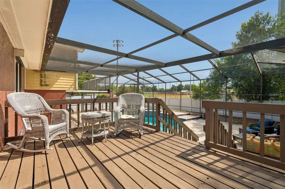 2620 GIANT PLACE Seffner, FL 33584
