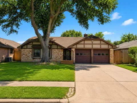 6107 Autumn Arbor Drive