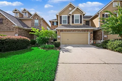 8433 Sunset Loch Drive