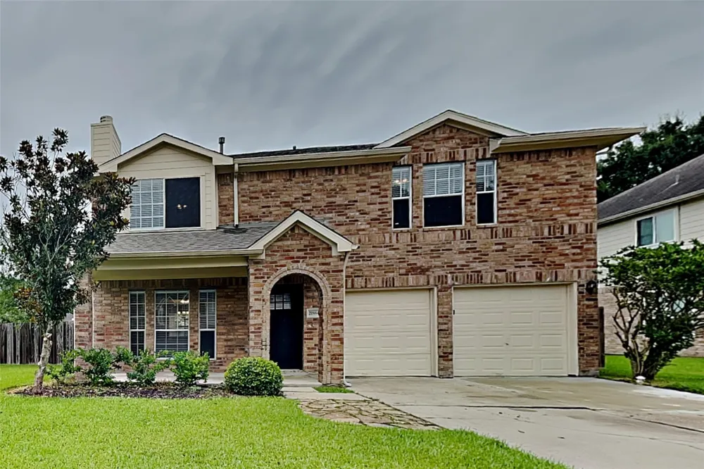 21884 Whispering Forest Drive Kingwood, TX 77339