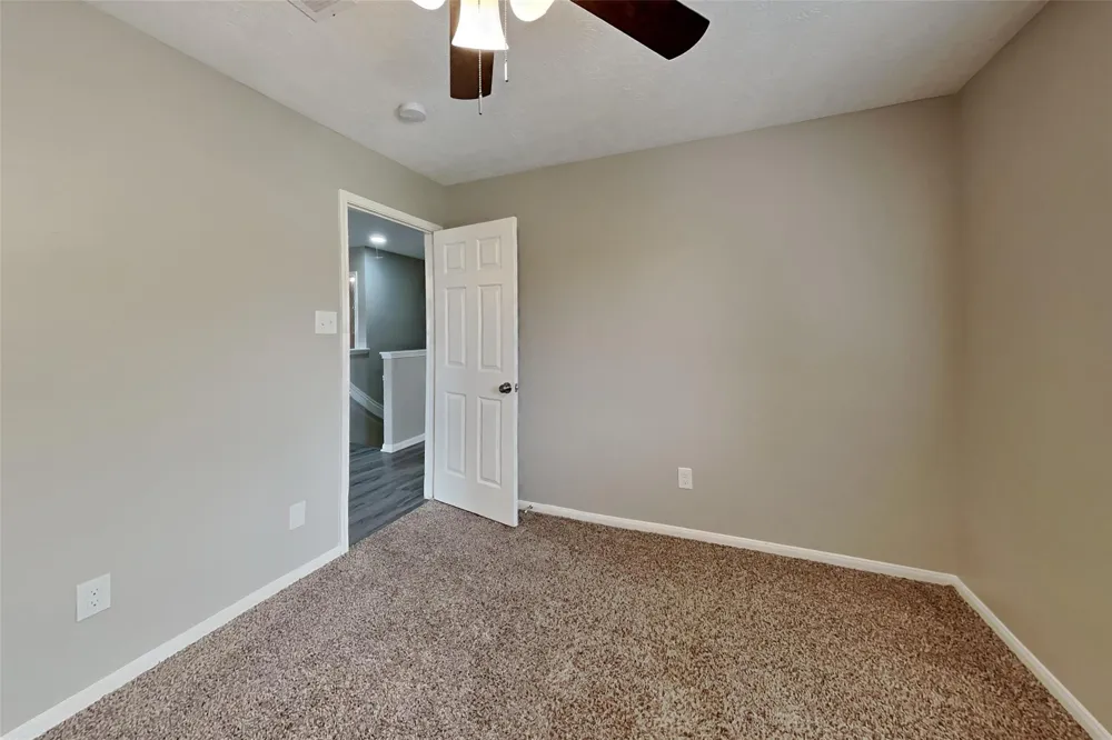 21884 Whispering Forest Drive Kingwood, TX 77339