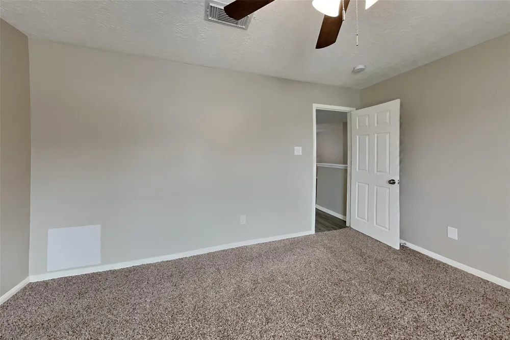 21884 Whispering Forest Drive Kingwood, TX 77339