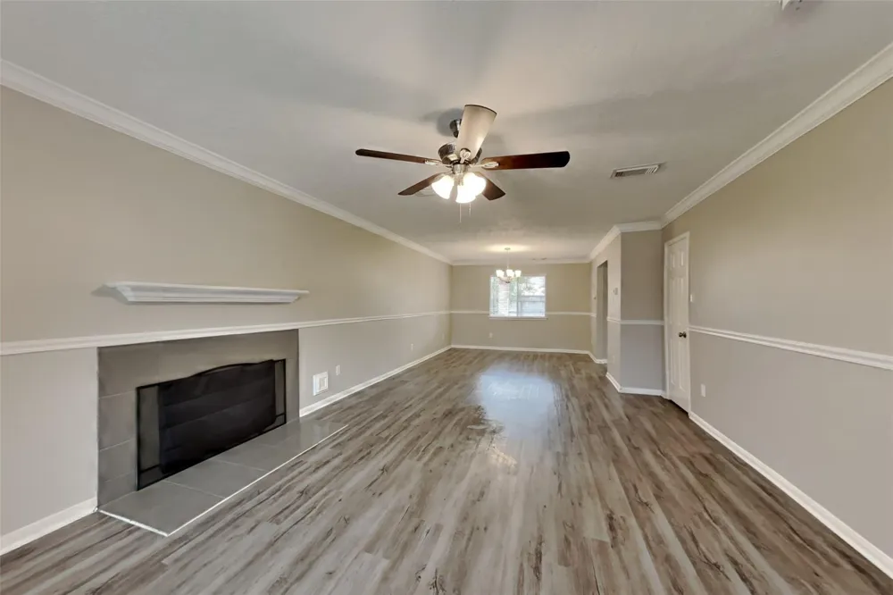 21884 Whispering Forest Drive Kingwood, TX 77339