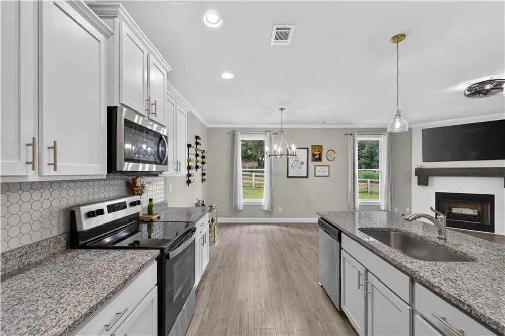 1924 Lou Gurley Road Bowersville, GA 30516