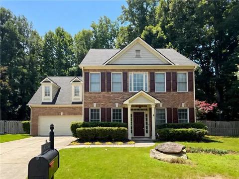 1707 Hidden Pond Circle