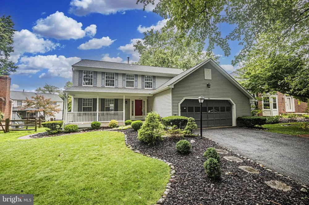 214 BOOKHAM LANE Gaithersburg, MD 20877