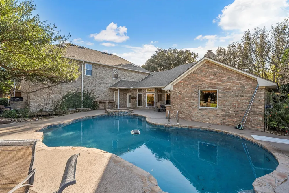 3740 Chimney Ridge Drive Waco, TX 76708