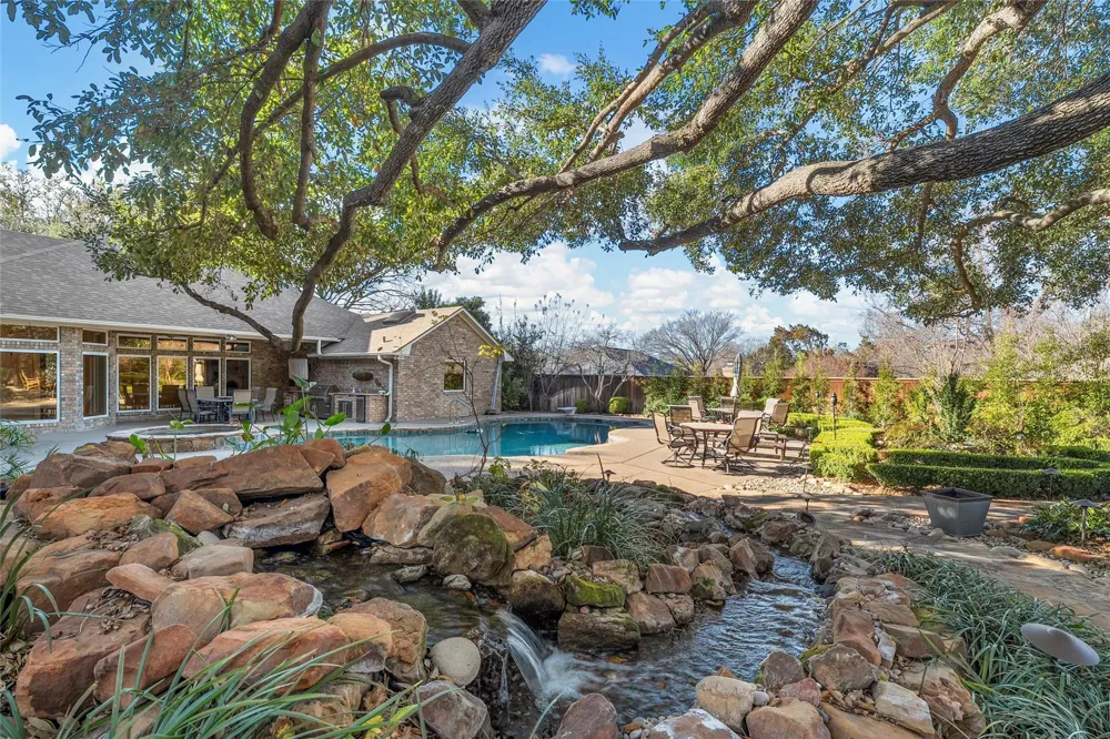 3740 Chimney Ridge Drive Waco, TX 76708