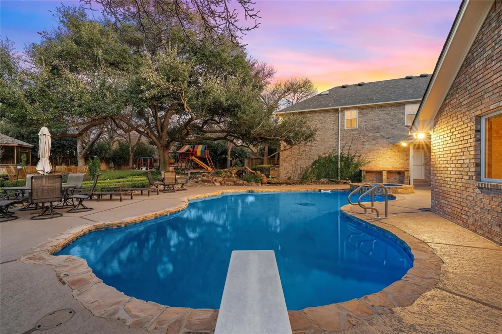3740 Chimney Ridge Drive Waco, TX 76708