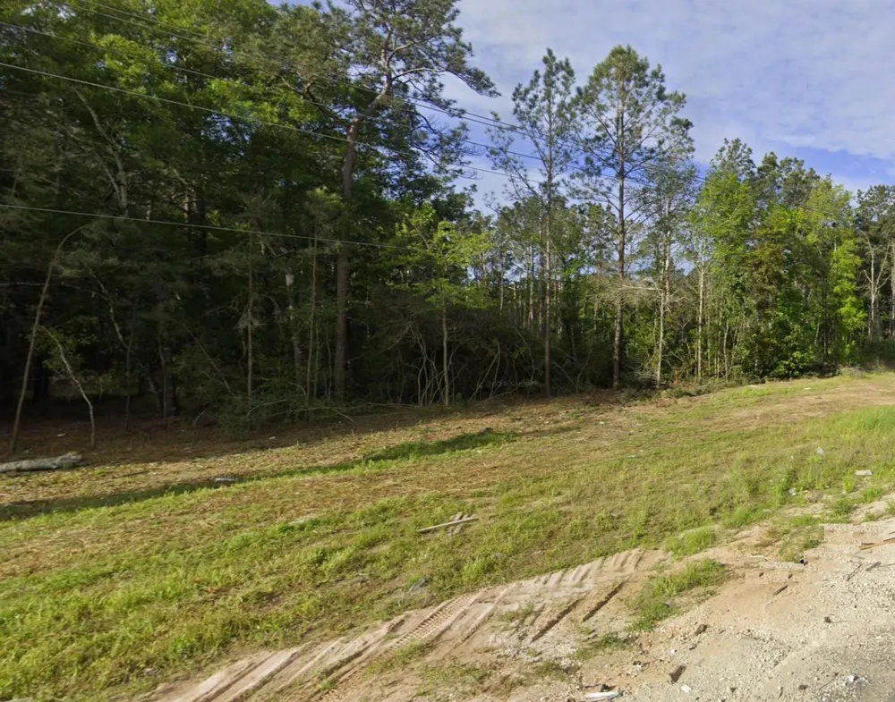 9 Highway 105 Highway Cleveland, TX 77328