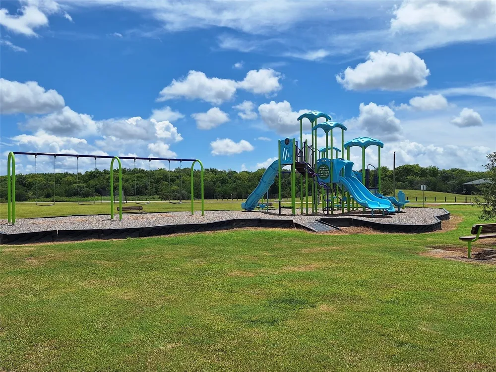304 Bayside Drive Anahuac, TX 77514