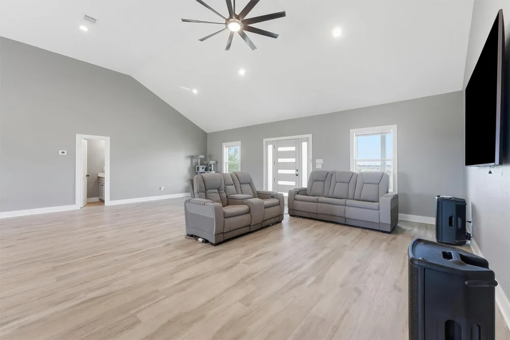 15007 Wolfgang Road Guy, TX 77444