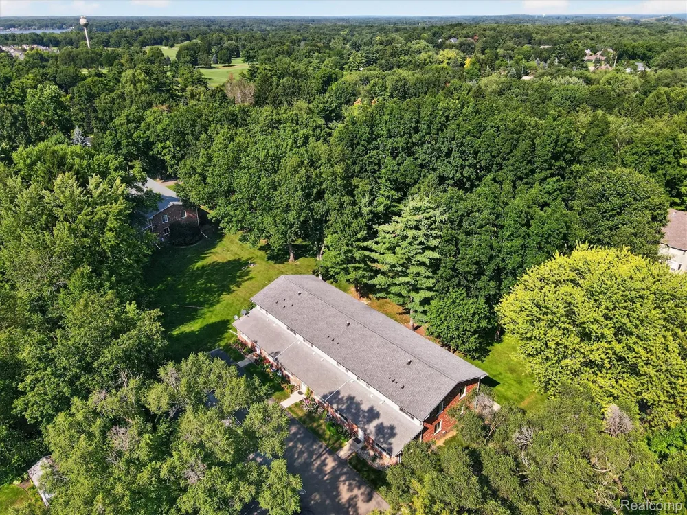 5116 Kintyre Lane Genoa Township, MI 48116