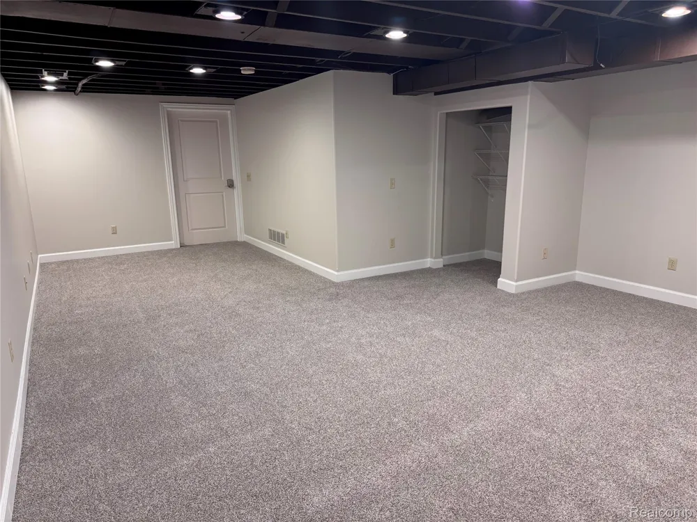 5116 Kintyre Lane Genoa Township, MI 48116