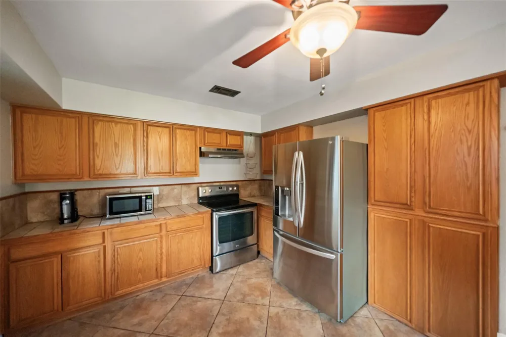 14828 County Road 304 Navasota, TX 77868