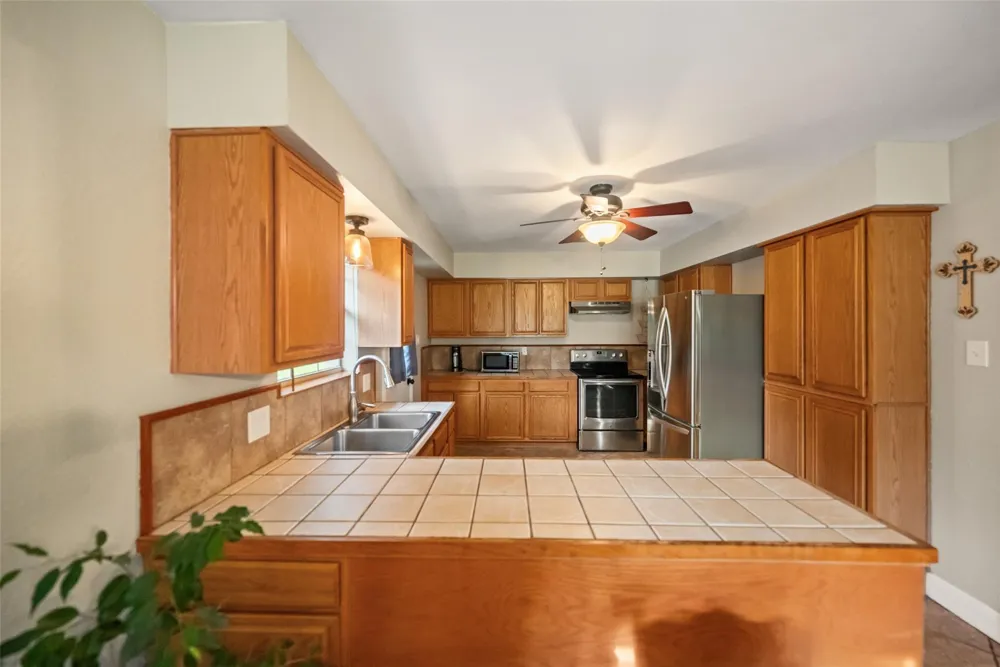14828 County Road 304 Navasota, TX 77868