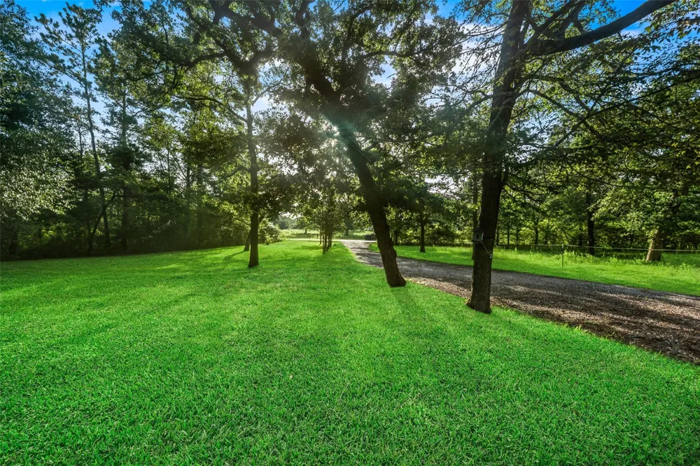 14828 County Road 304 Navasota, TX 77868