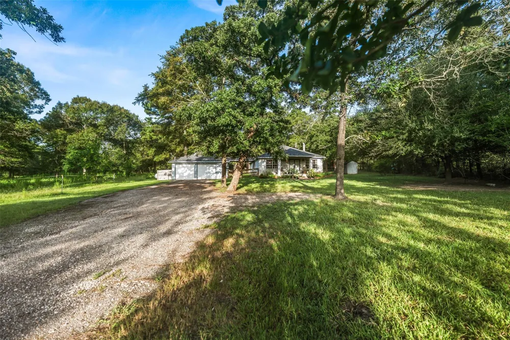 14828 County Road 304 Navasota, TX 77868