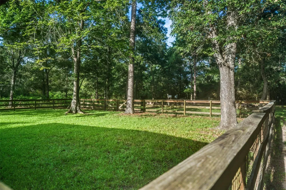 14828 County Road 304 Navasota, TX 77868