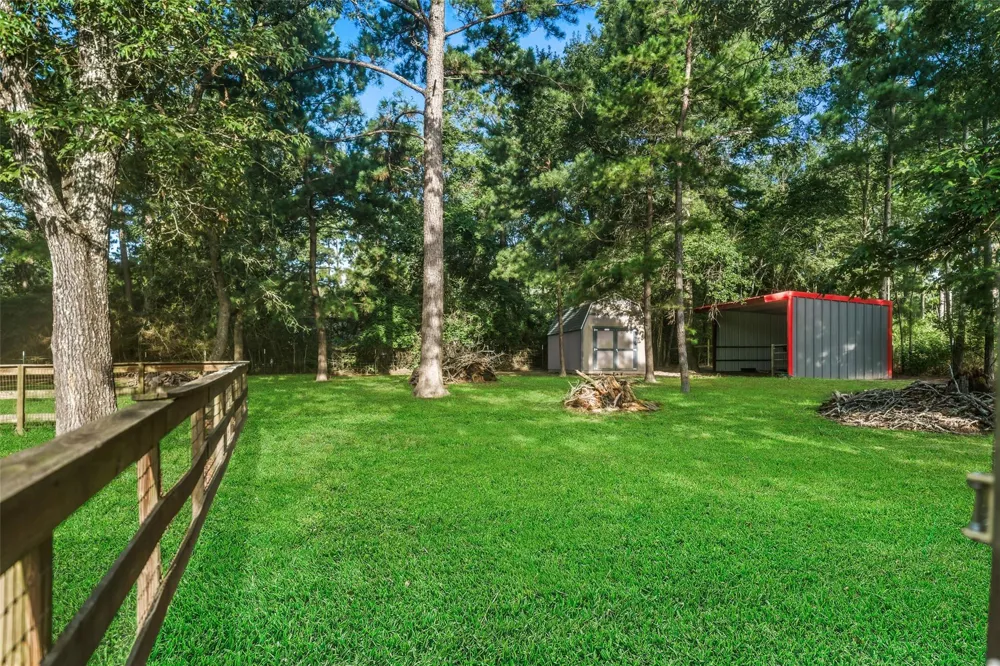 14828 County Road 304 Navasota, TX 77868
