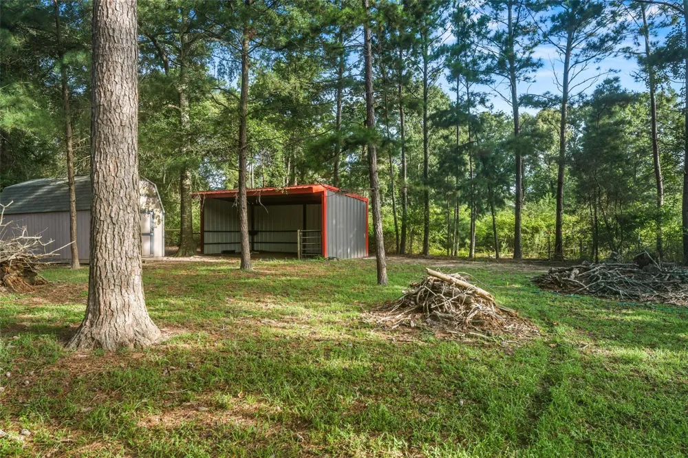 14828 County Road 304 Navasota, TX 77868
