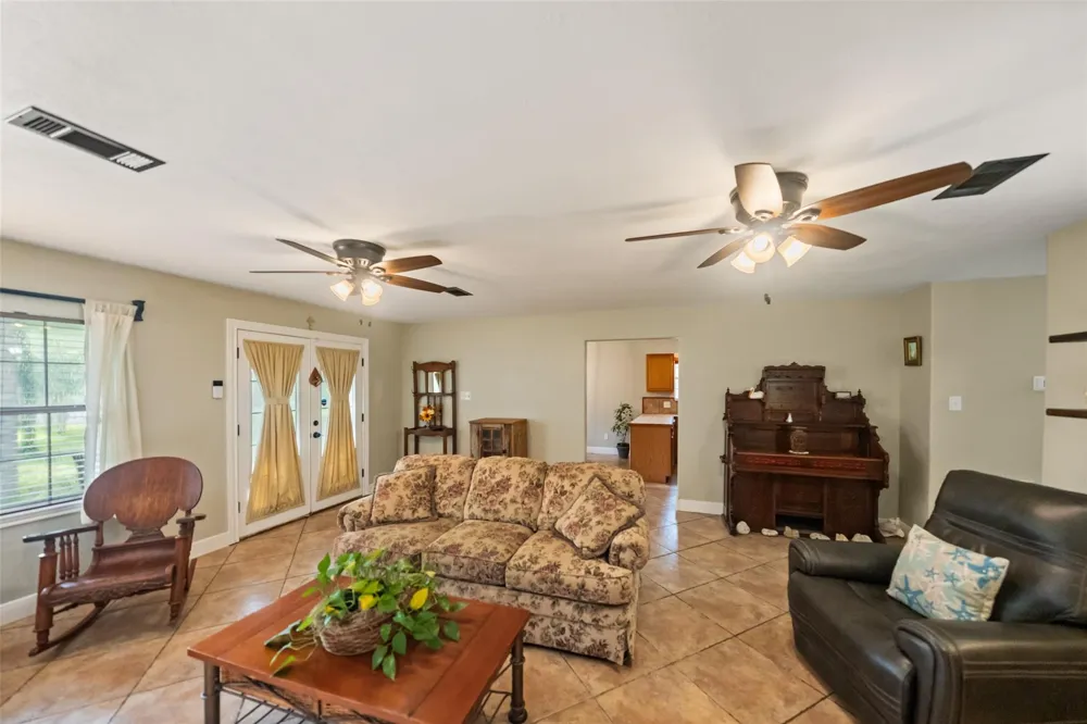 14828 County Road 304 Navasota, TX 77868