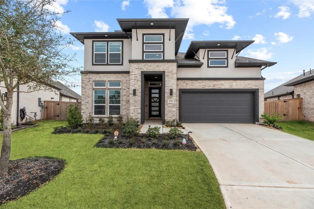 30155 Gold Finch Place Fulshear, TX 77441