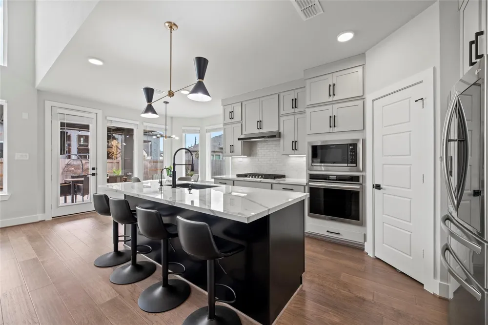 30155 Gold Finch Place Fulshear, TX 77441