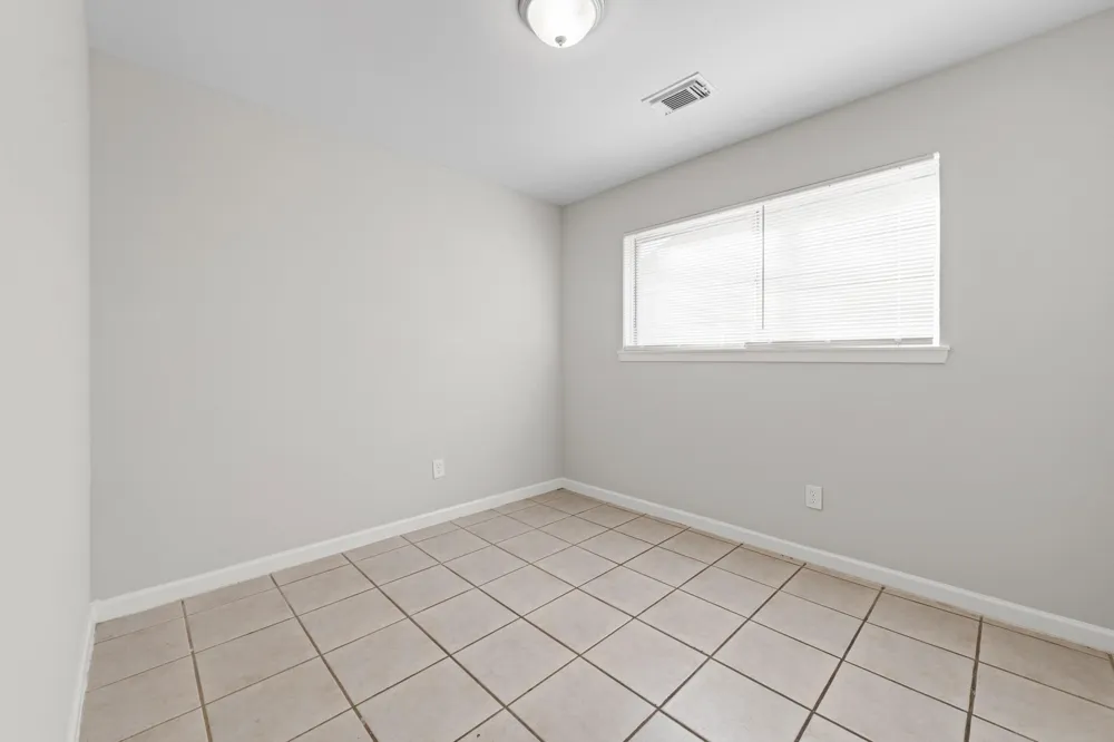 11218 Rebel Road Houston, TX 77016