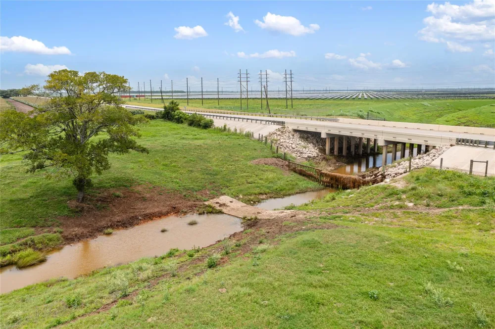 13416 Fm 361 Road Needville, TX 77461