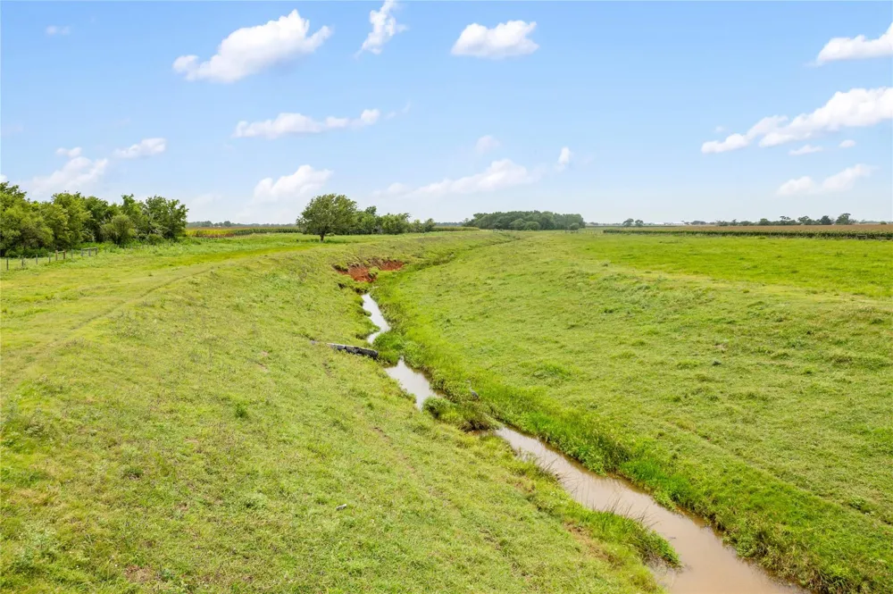 13416 Fm 361 Road Needville, TX 77461