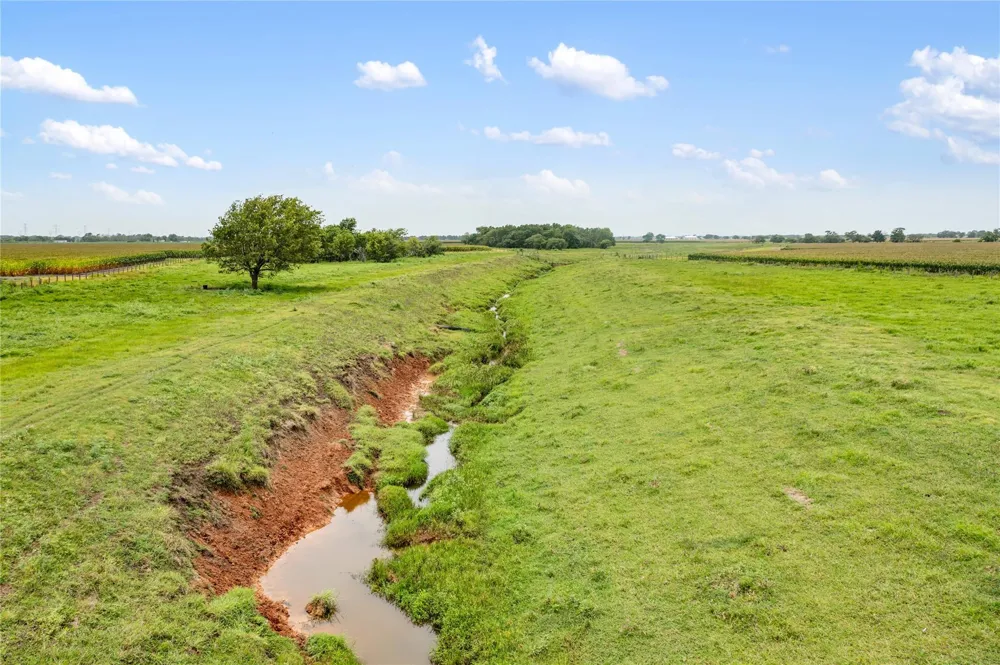 13416 Fm 361 Road Needville, TX 77461