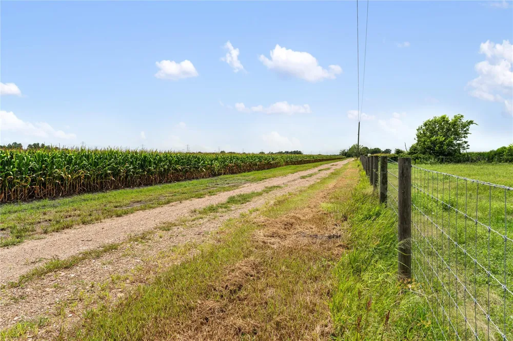 13416 Fm 361 Road Needville, TX 77461