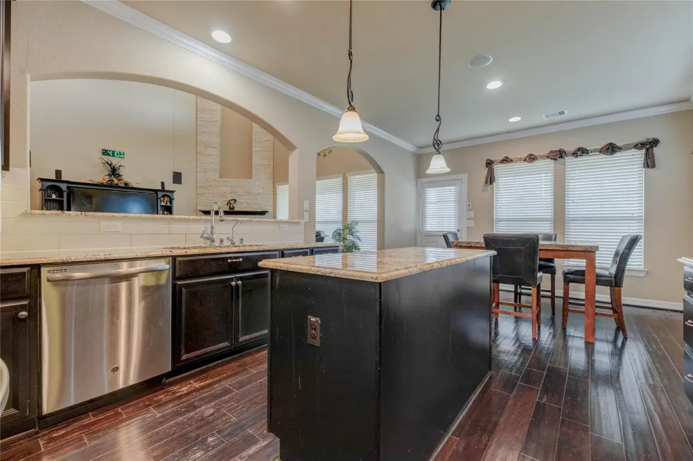 27810 Yorkshire Brook Lane Fulshear, TX 77441