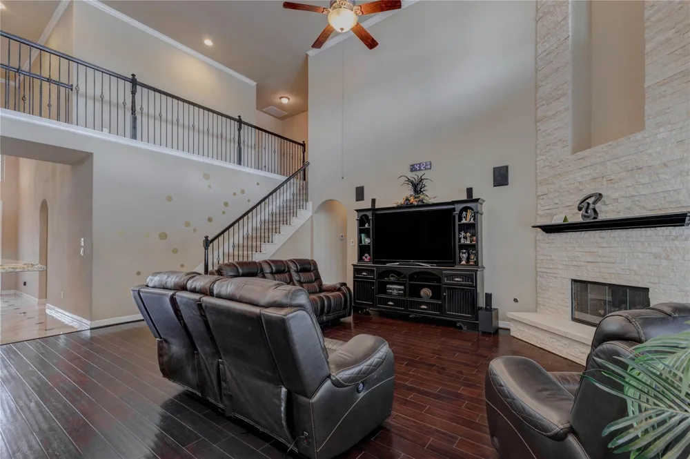 27810 Yorkshire Brook Lane Fulshear, TX 77441